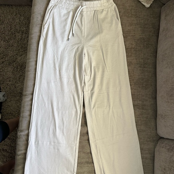 Vuori Pants - Vuori Women's Halo Essential Wideleg